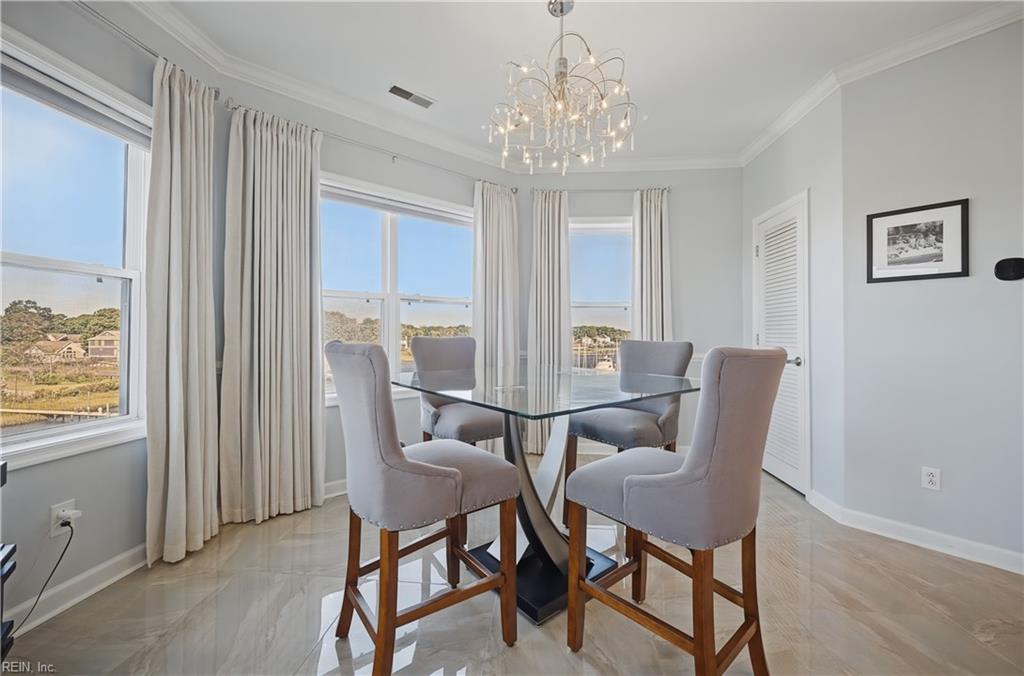 1044 Porte Harbour Arch Property Photo 13