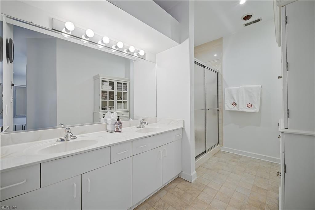 1044 Porte Harbour Arch Property Photo 17