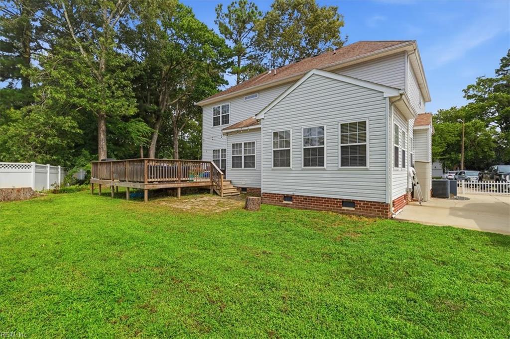 806 Crosswood Ct Property Photo 26