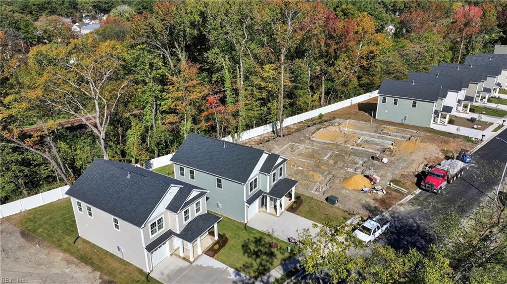 903 Railroad Ave Property Photo 5