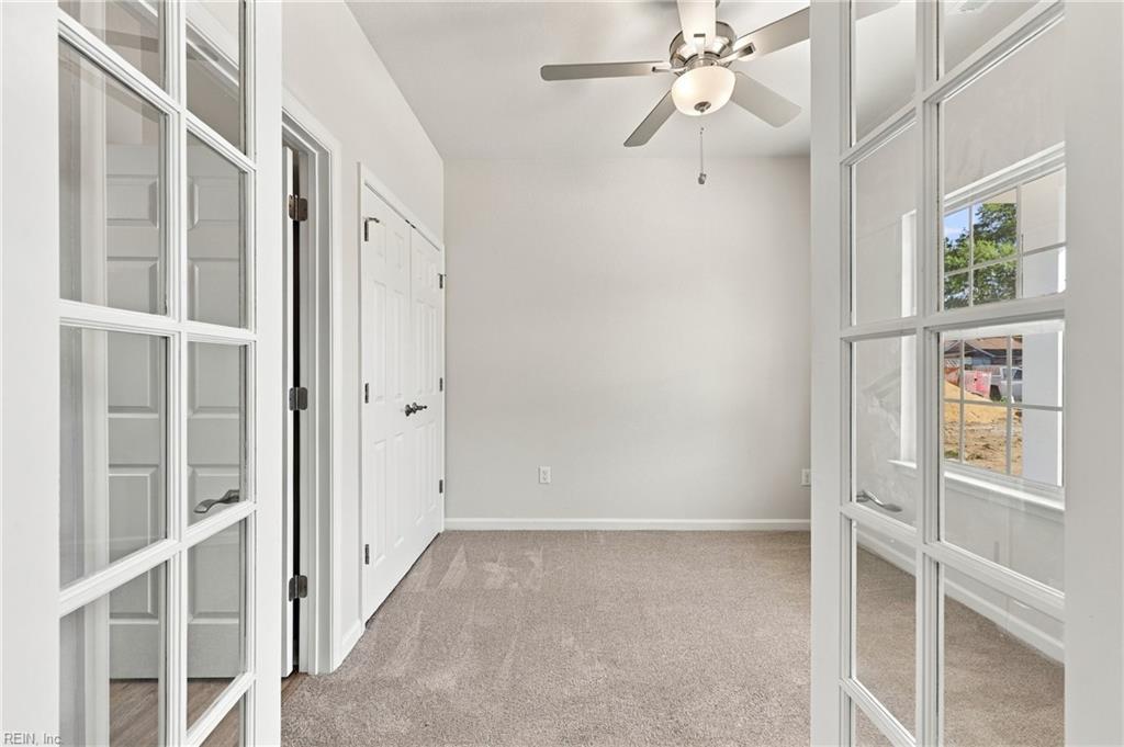903 Railroad Ave Property Photo 6