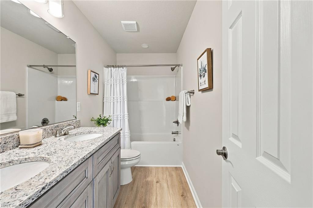 903 Railroad Ave Property Photo 35