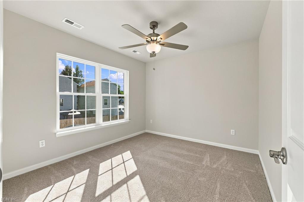 903 Railroad Ave Property Photo 38