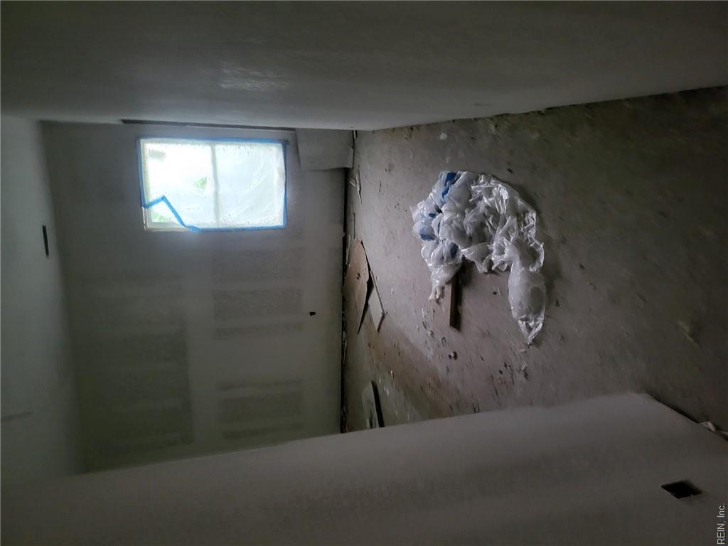2945 Marne Ave Property Photo 21