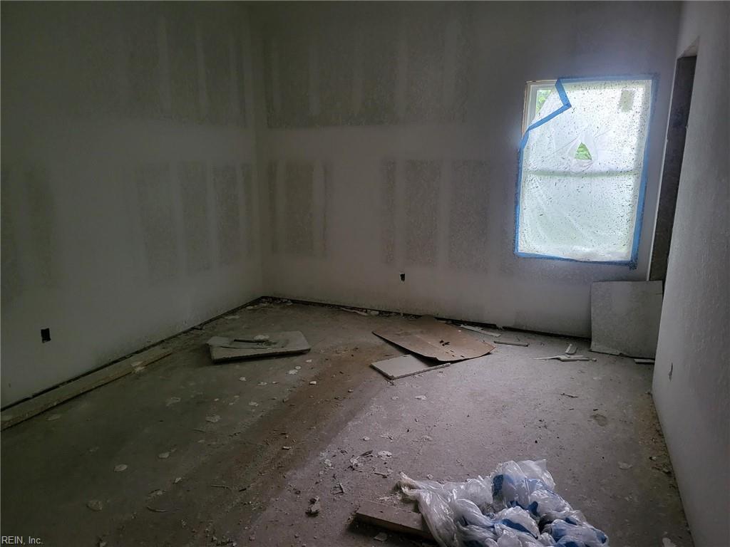 2945 Marne Ave Property Photo 23