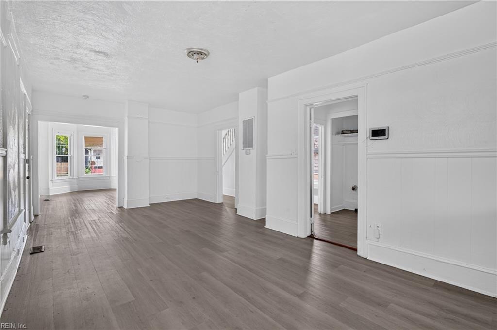 1313 23rd St Property Photo 13