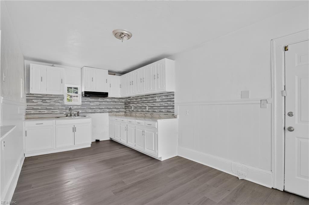 1313 23rd St Property Photo 15