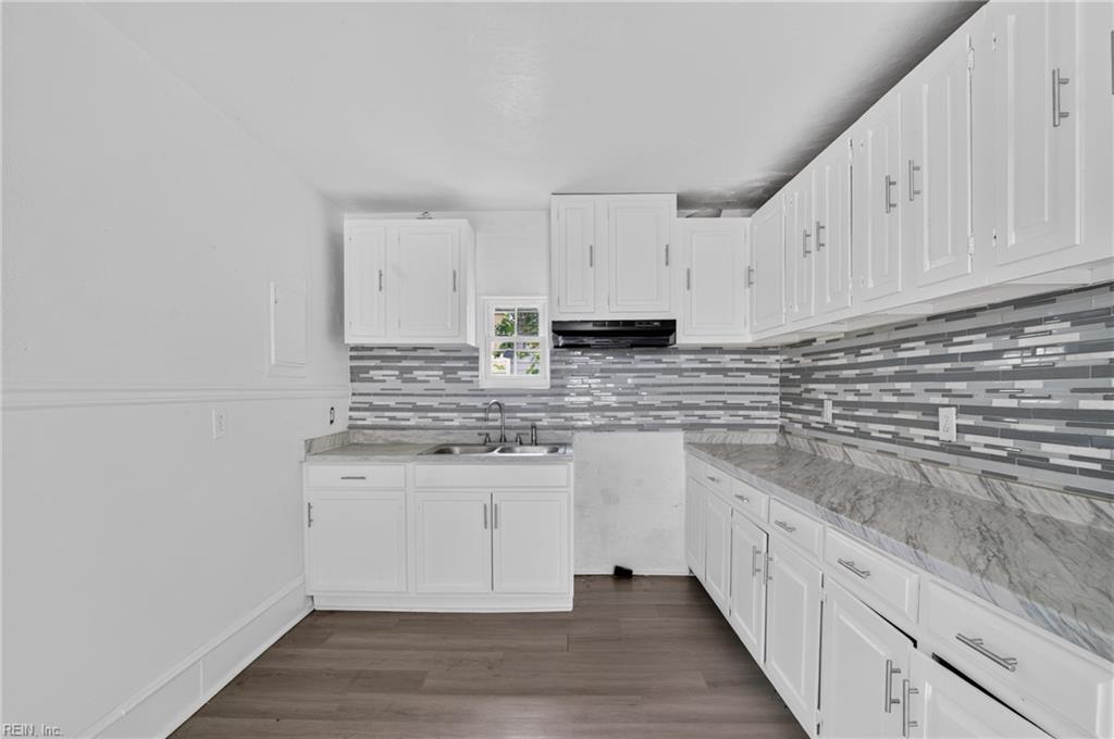 1313 23rd St Property Photo 17