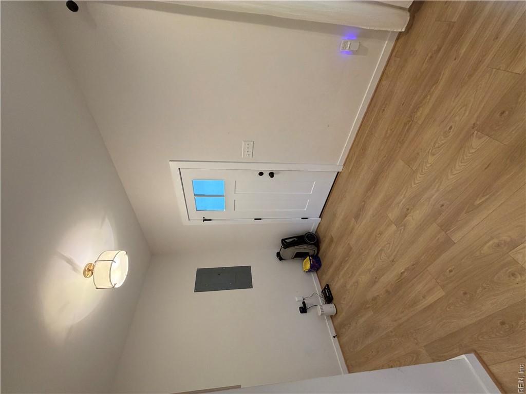 329 Forest Ave Property Photo 4