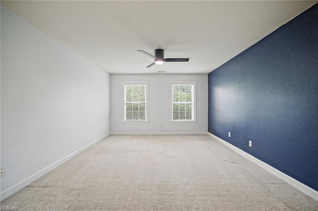 105 Meredith Way Property Photo 33