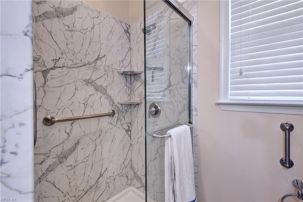 6901 Chancery Ln Property Photo 25