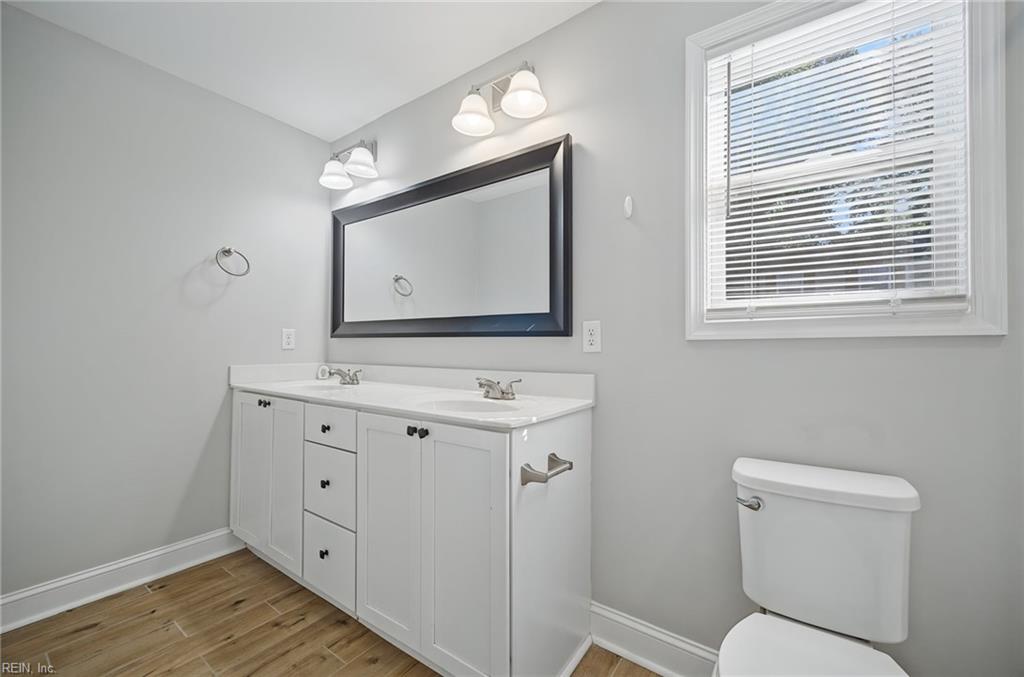 8018 Becket St Property Photo 16