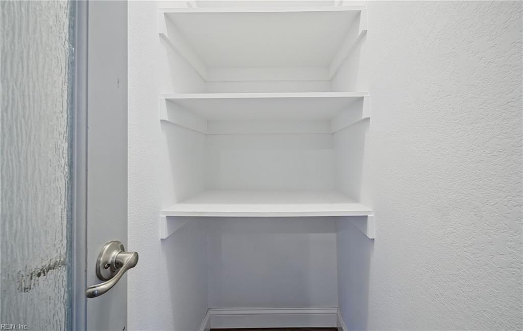 8018 Becket St Property Photo 24