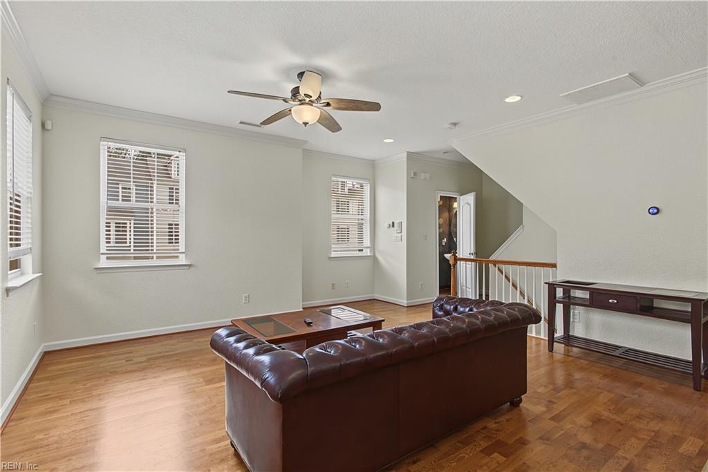1905 Prosperity Ct Property Photo 9