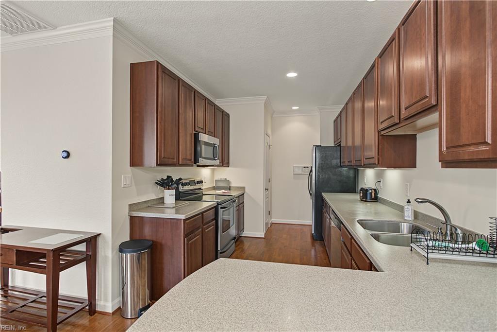 1905 Prosperity Ct Property Photo 15