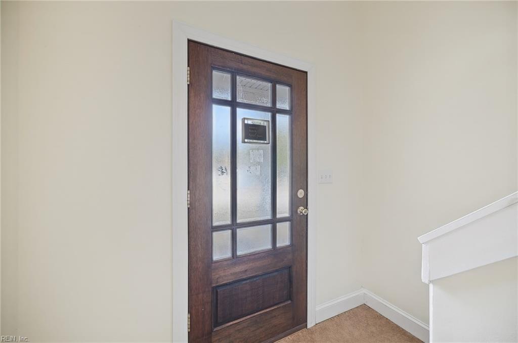 113 W Main St Property Photo 6