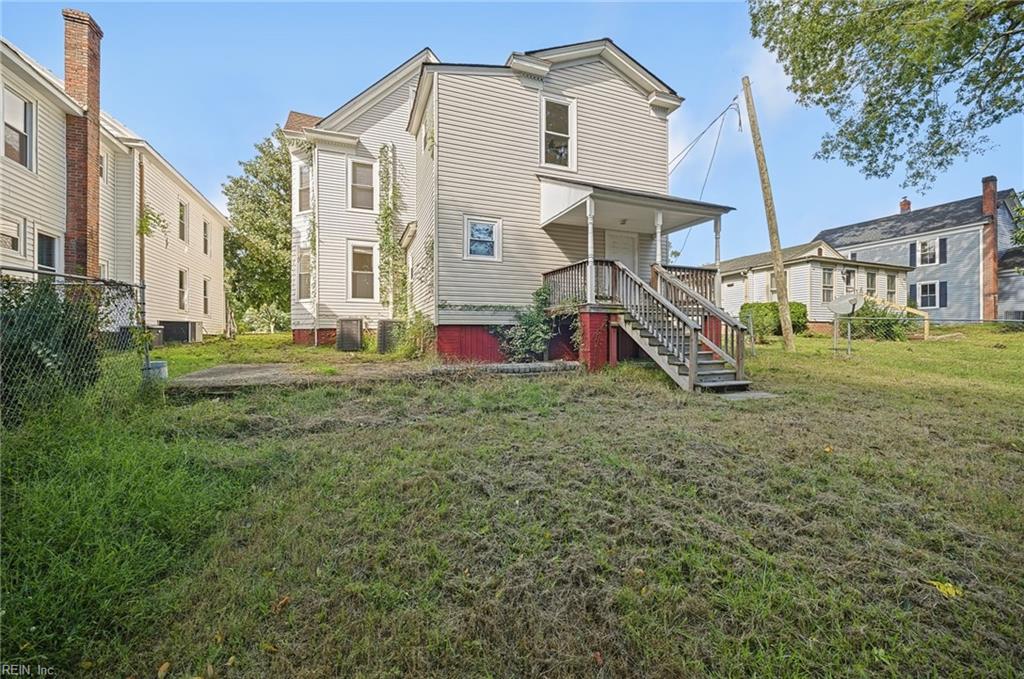 113 W Main St Property Photo 39