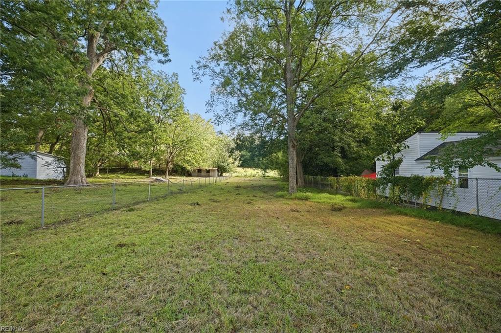 113 W Main St Property Photo 42