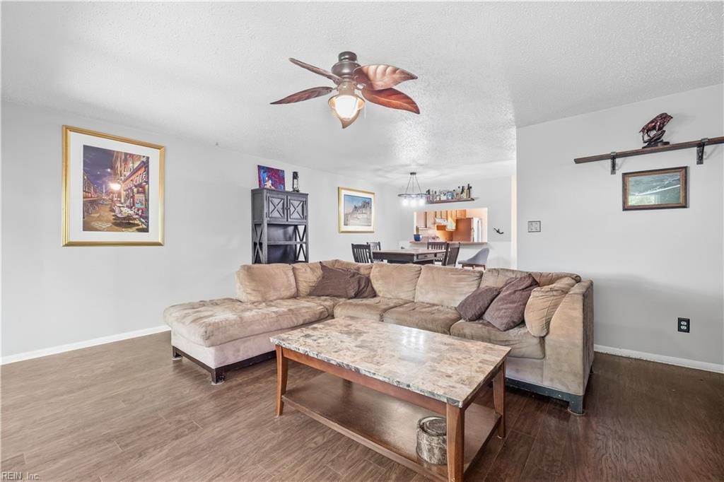 2213 Hermit Thrush Ln Property Photo 8