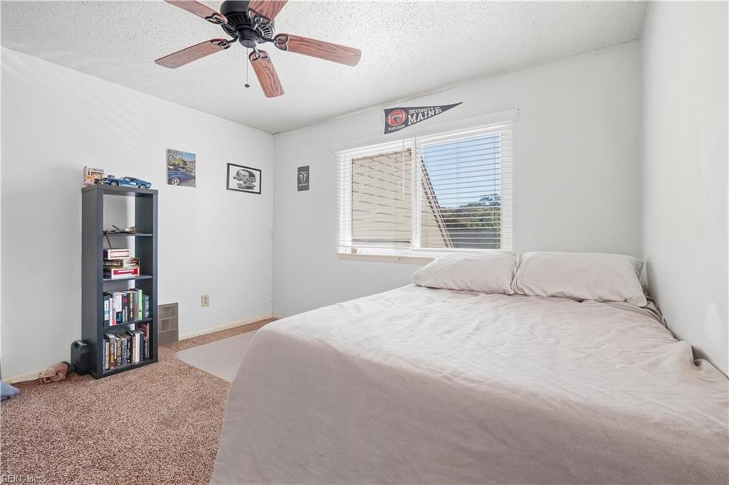 2213 Hermit Thrush Ln Property Photo 24