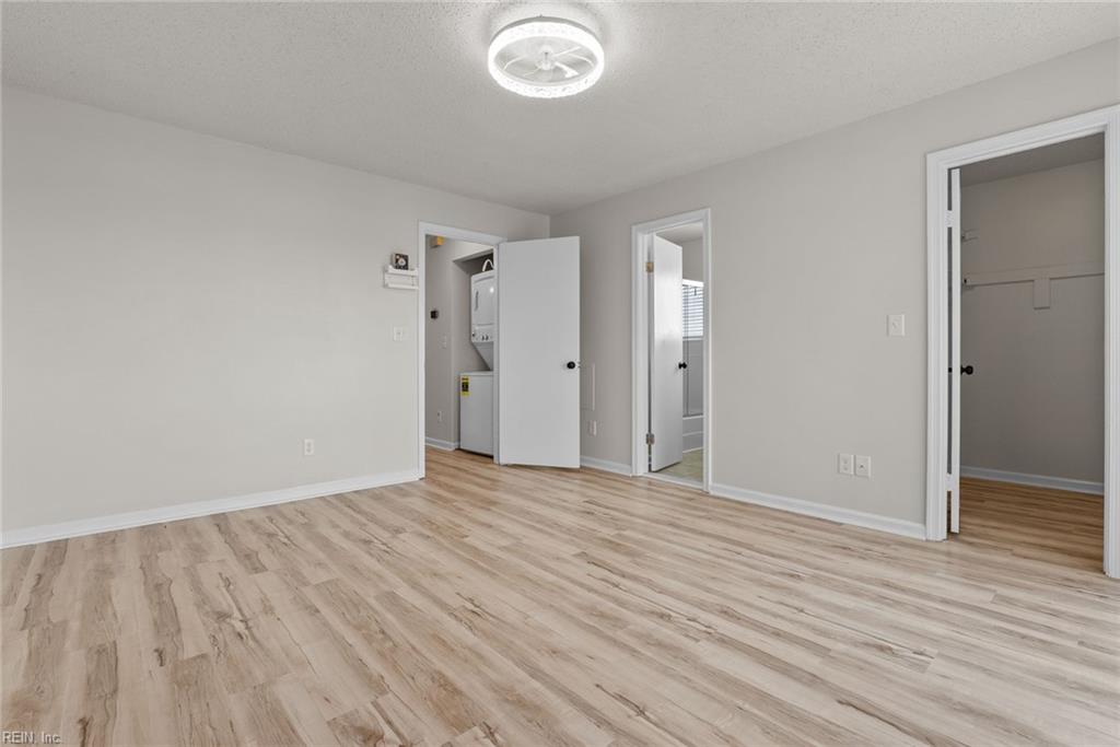837 Little Bay Ave Property Photo 18