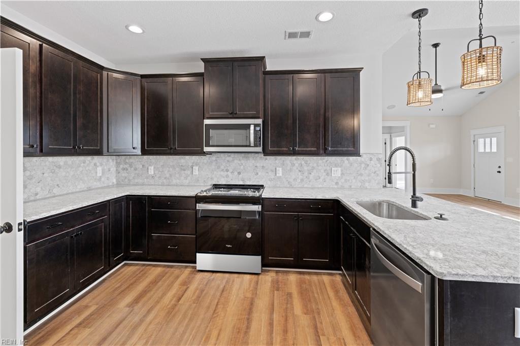 2017 Asher (lot 84) Dr Property Photo 21