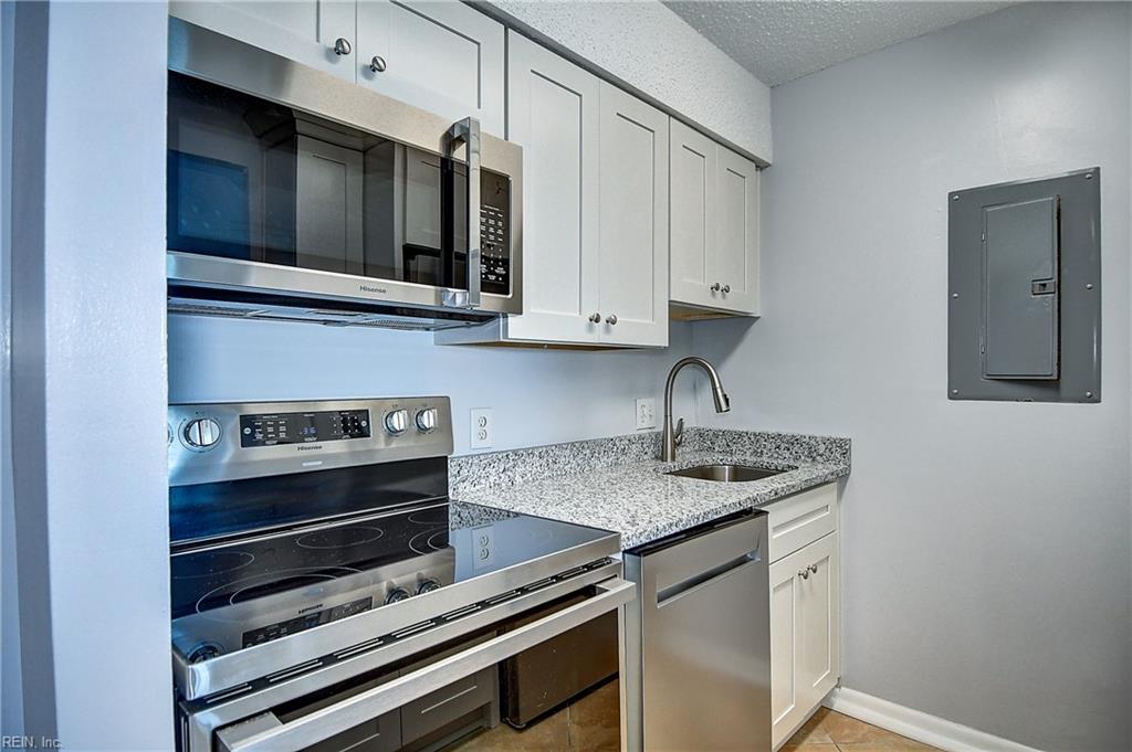 303 Atlantic Ave Property Photo 3