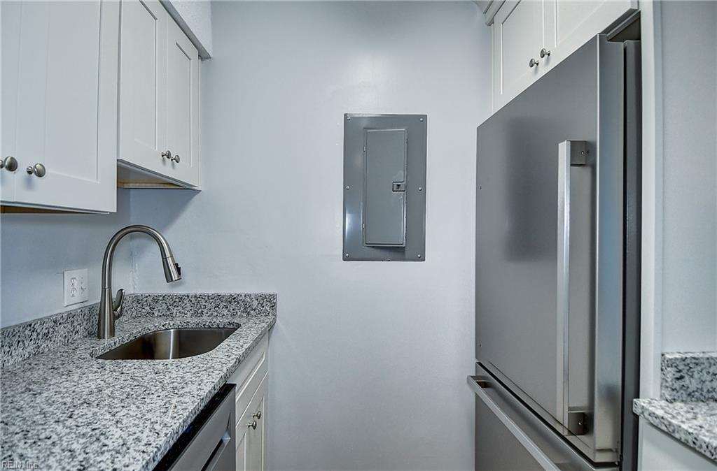 303 Atlantic Ave Property Photo 8