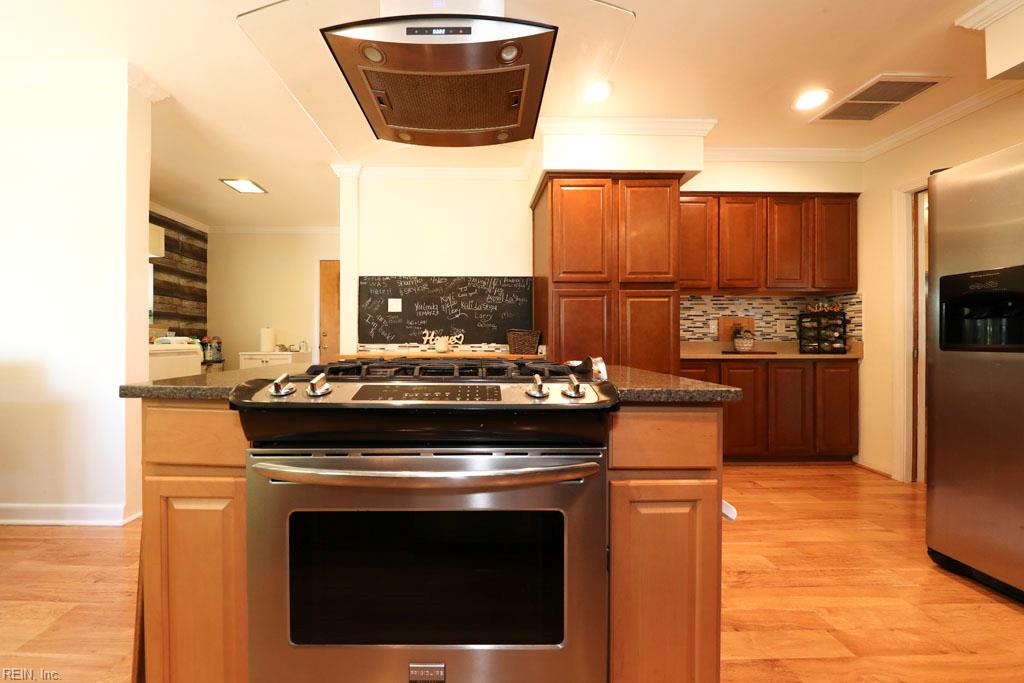 3504 N Crestline Dr Property Photo 17