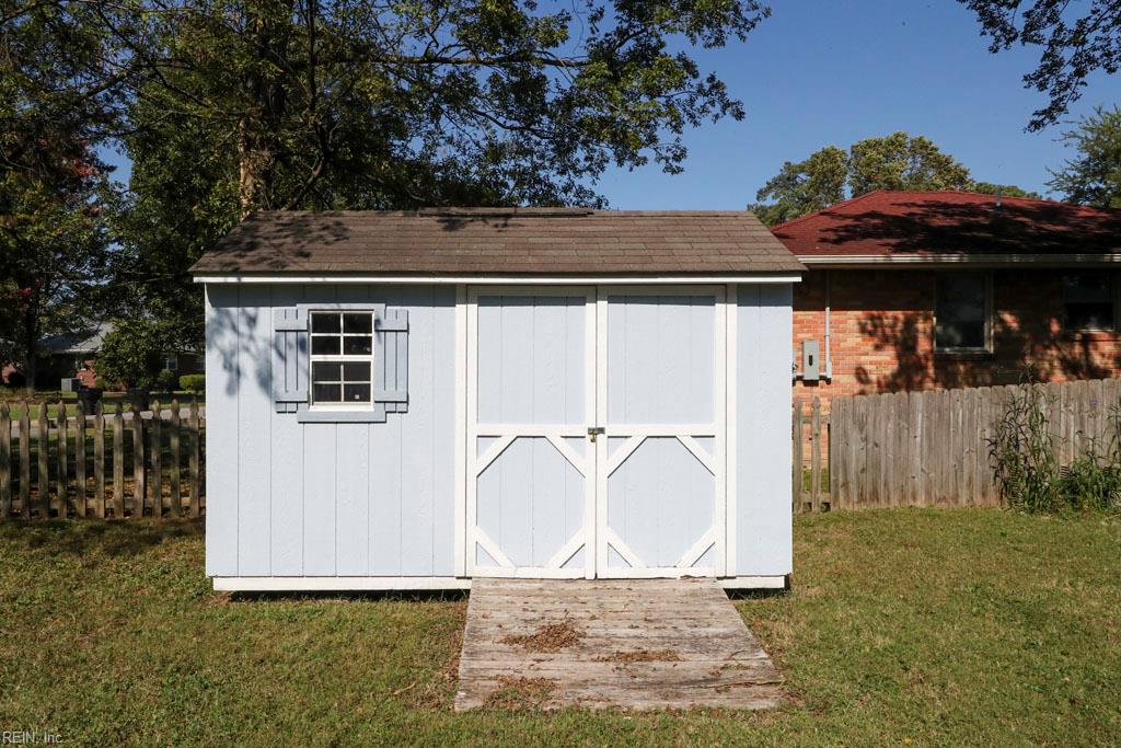 3504 N Crestline Dr Property Photo 44