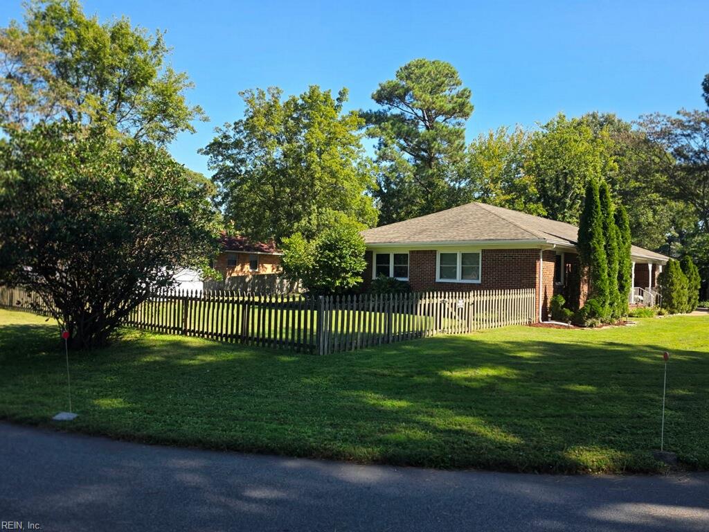 3504 N Crestline Dr Property Photo 48