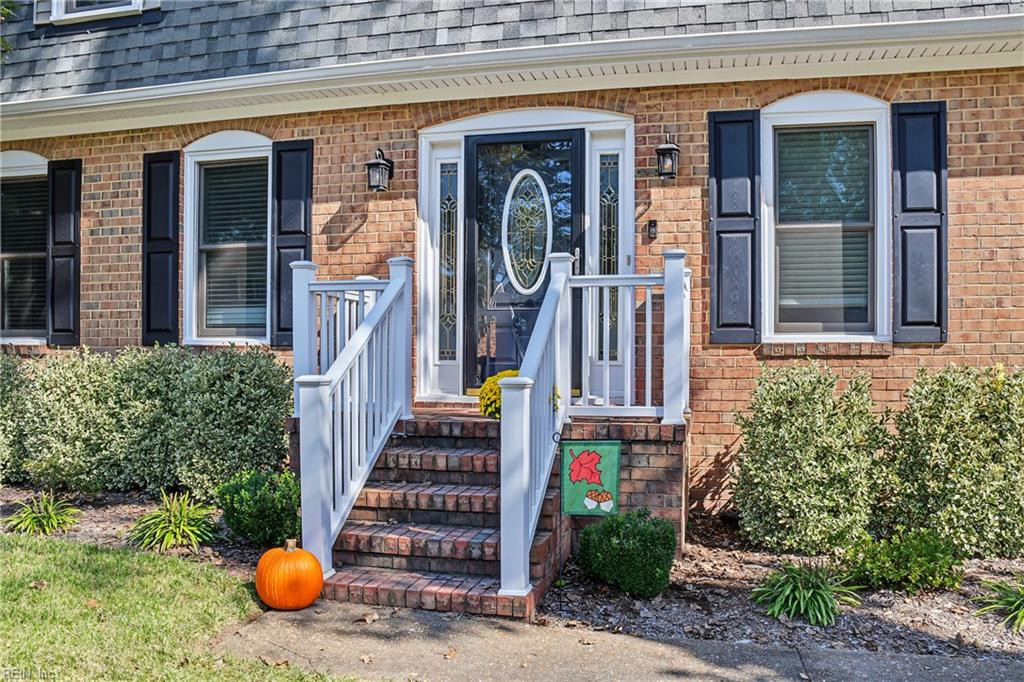 908 Kaster Arch Property Photo 4