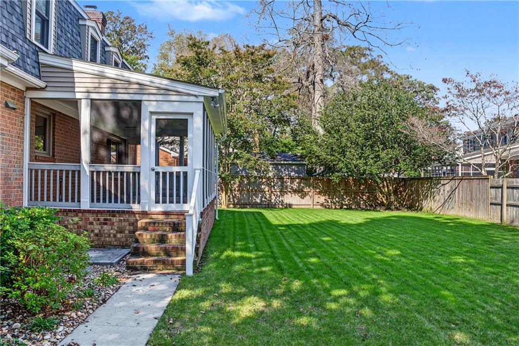 908 Kaster Arch Property Photo 43