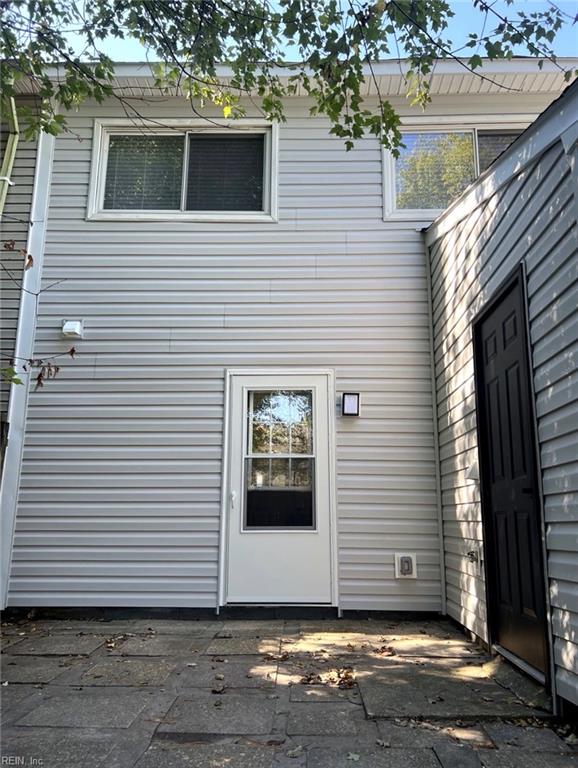 1021 Roundtable Ct Property Photo 18