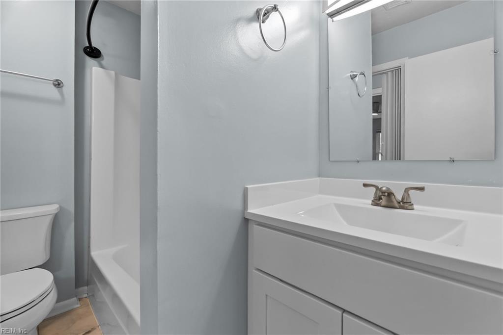 1212 Ferndale Ct Property Photo 14