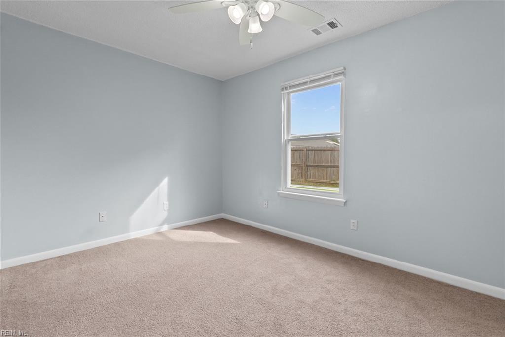 1212 Ferndale Ct Property Photo 21