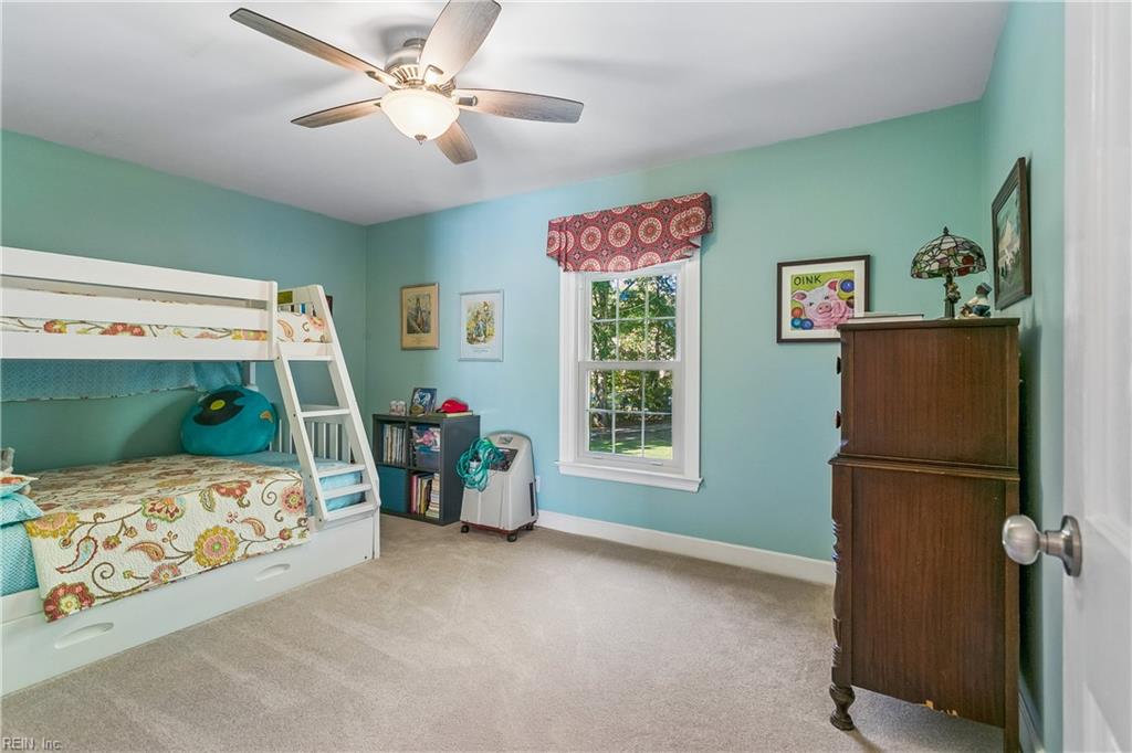 910 Smithfield Blvd Property Photo 26