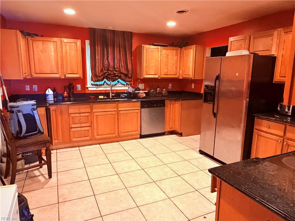 2612 Hickory St Property Photo 5