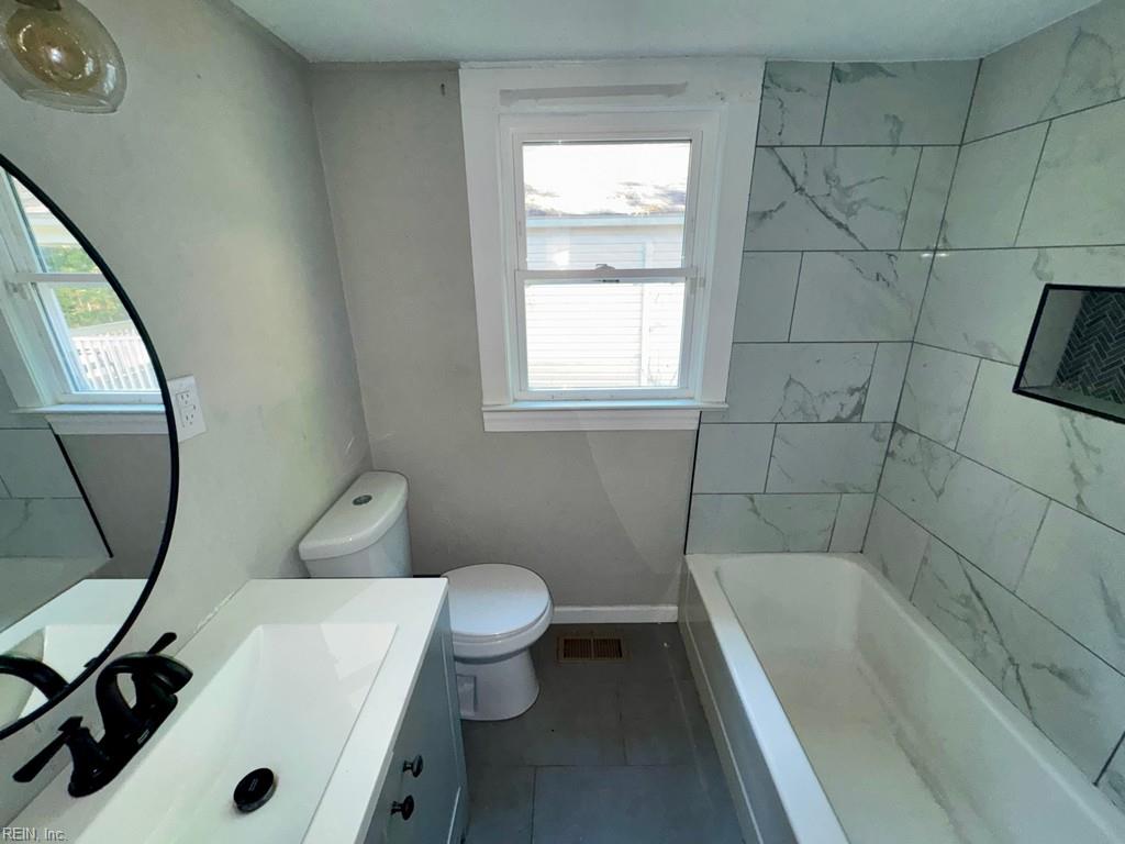907 Mckinley Ave Property Photo 8