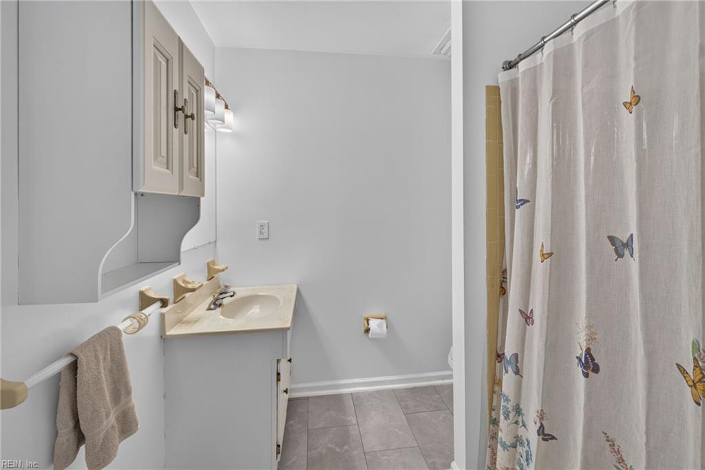 5800 Goolagong Dr Property Photo 17