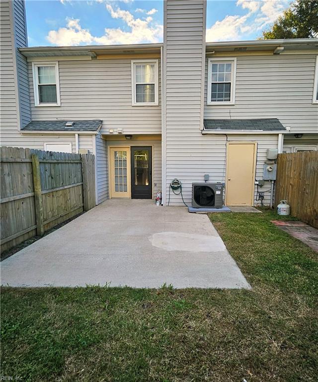 938 Monarch Dr Property Photo 25