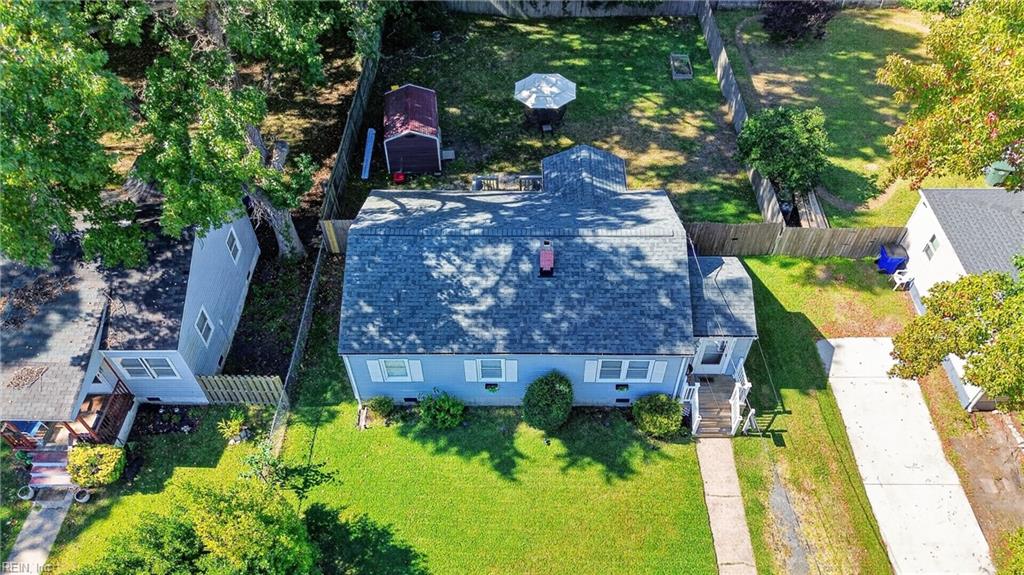8007 Glade Rd Property Photo 41
