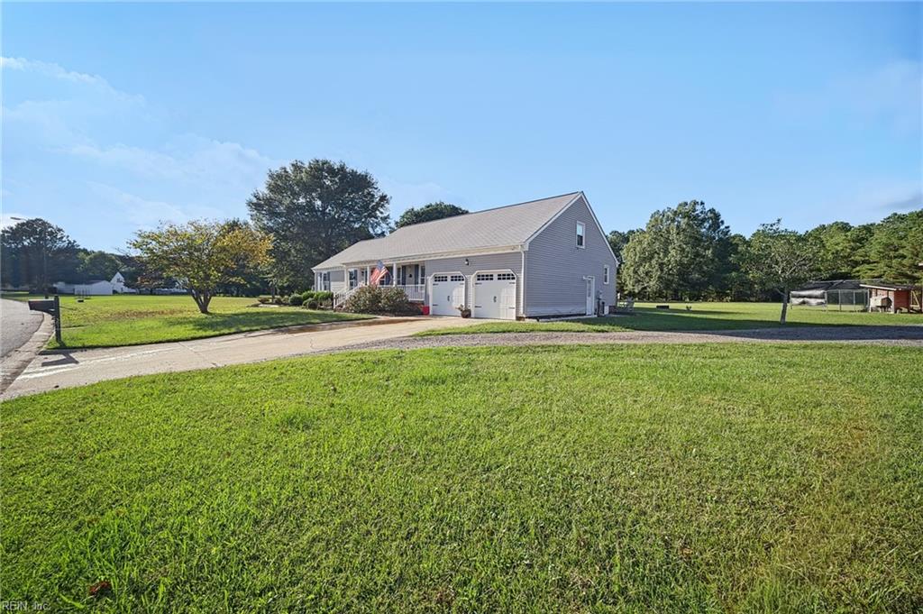 3616 Riverwood Cres Property Photo 4