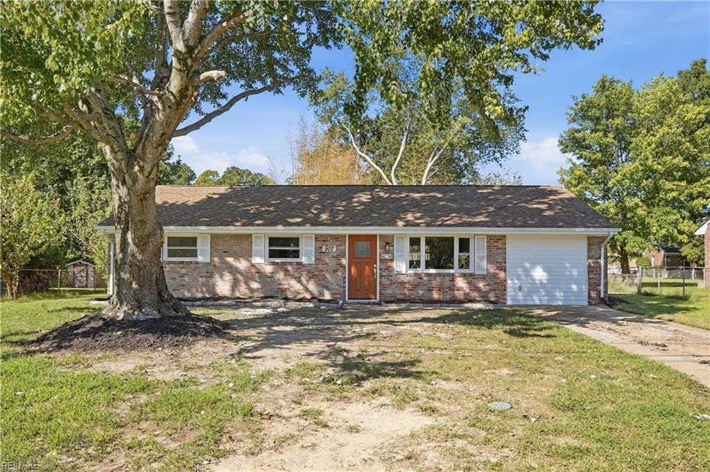 907 Sumter Dr Property Photo 1
