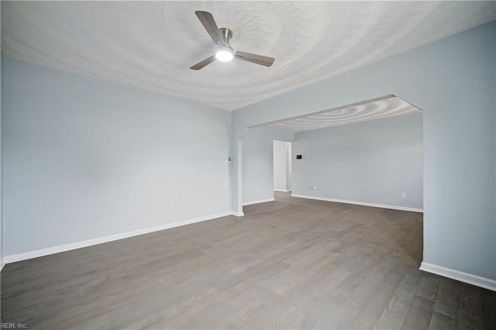 3019 Roundtable Dr Property Photo 5