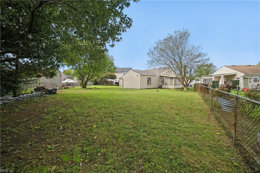 3019 Roundtable Dr Property Photo 27
