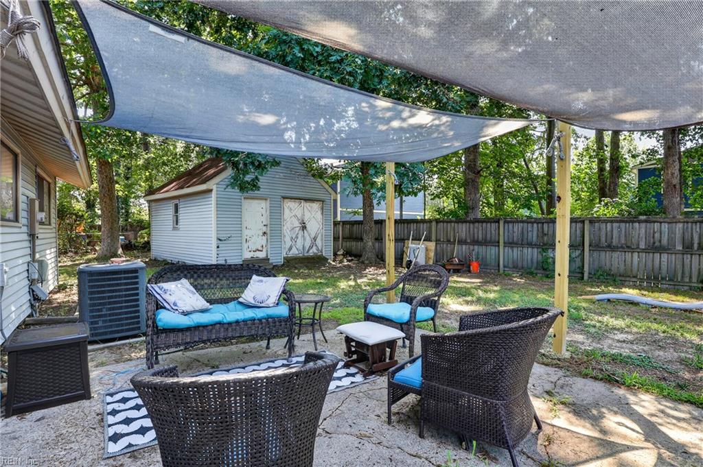 506 Cambertree Way Property Photo 25