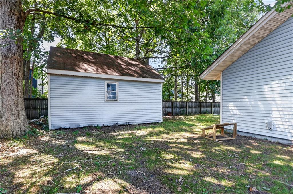 506 Cambertree Way Property Photo 28