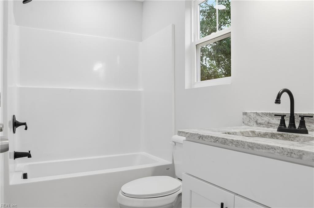 1120 Wilcox Ave Property Photo 17