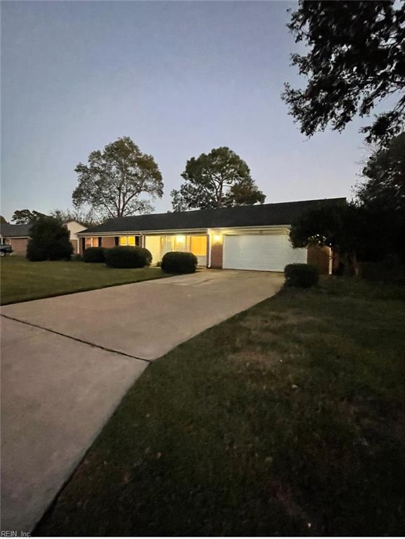 824 Timberlake Dr Property Photo 3